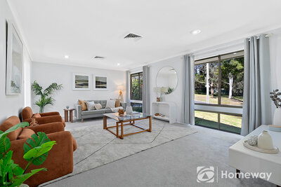 Living area with multiple zones