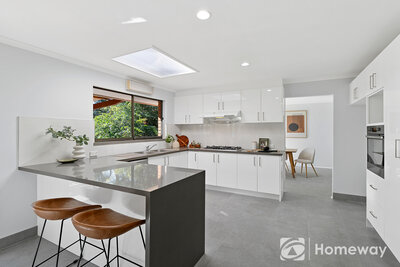 Main bedroom with ensuite